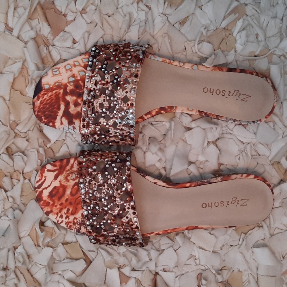 Zigi Soho Beaded Slides